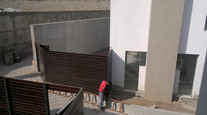 Modern Fence Design | Peru